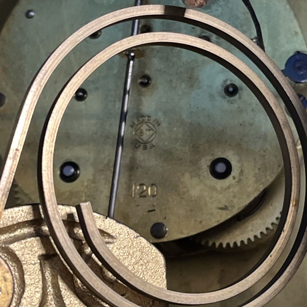Antique Seth Thomas Camelback Model 120 Mantel Clock - Works But Needs Tinkering - Picture 3 of 7